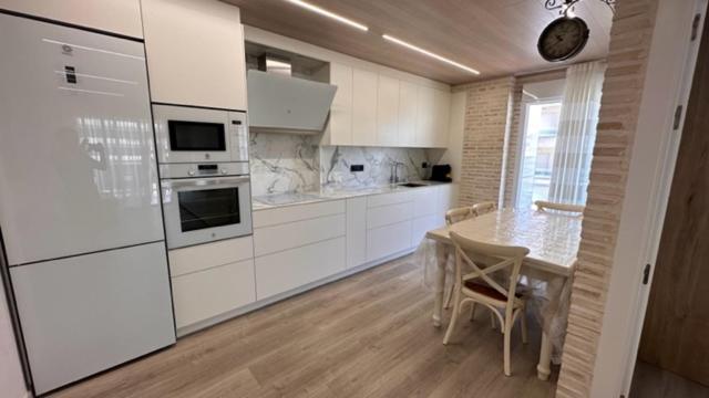 Fantastic Larimar New Apartment ซาลอว์ ภายนอก รูปภาพ